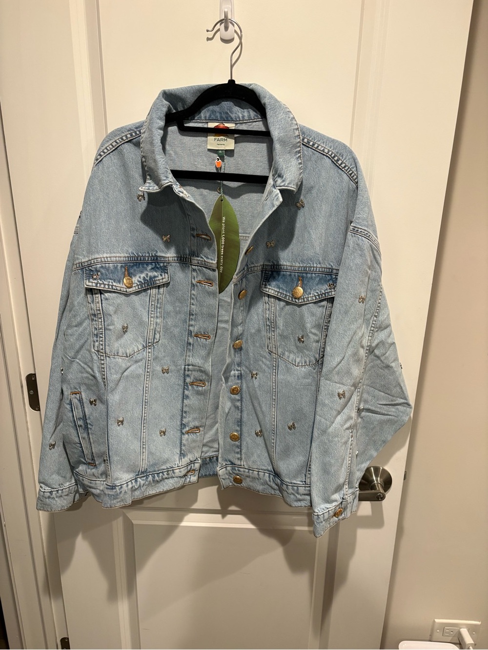 FARM Rio Bows Embroidery Denim Jacket - Picture 4 of 13